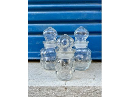 SKLENĚNÉ KOŘENKY PYTEL BRAMBOR PAVEL PÁNEK