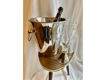 SPACE AGE SKLENICE NA SEKT