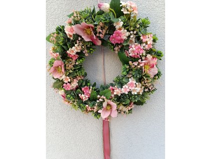 Dekorace - Věnec čemeřice