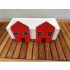 Truhlík červený 2 domek