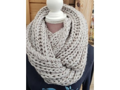 Nákrčník šedý s leskem