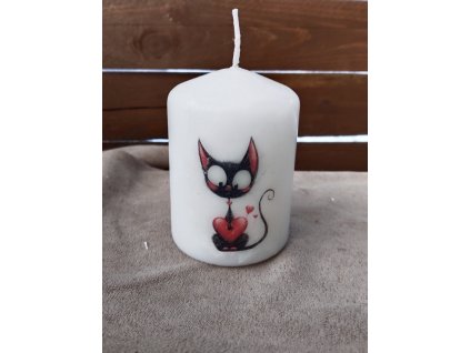 Svíčka,, kočka se srdíčkem