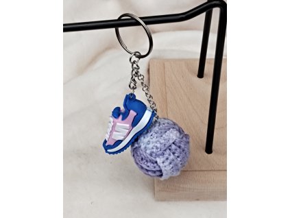 Přívěsek,, Modrá botaska s míčkem,,