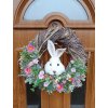 Velikonoční věnec na dveře s bílým zajíčkem