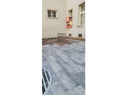 stojan na kola STROM výpalek – městský mobiliář