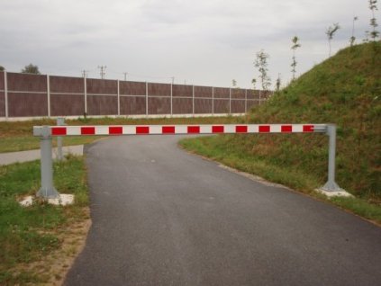 Těžká otočná závora (Popis Délka do 7000 mm)