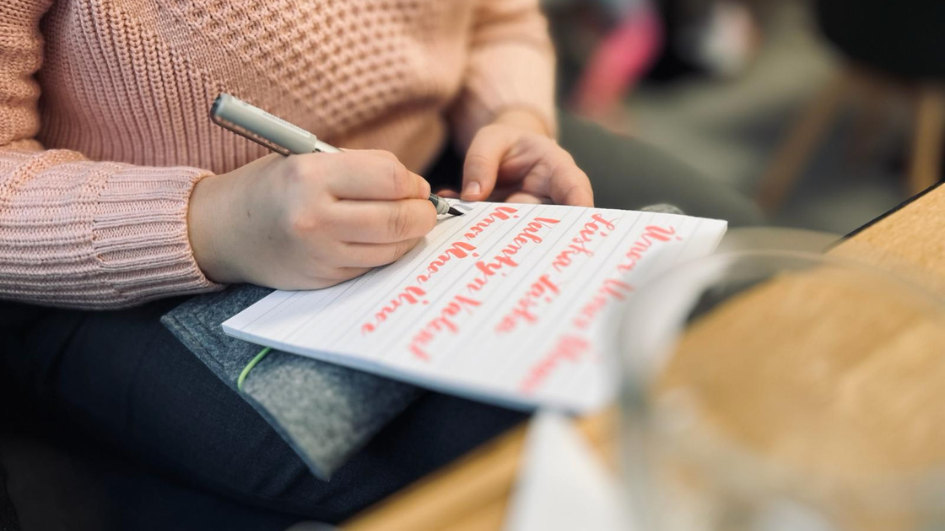 4 základní kroky, jak začít s kaligrafií