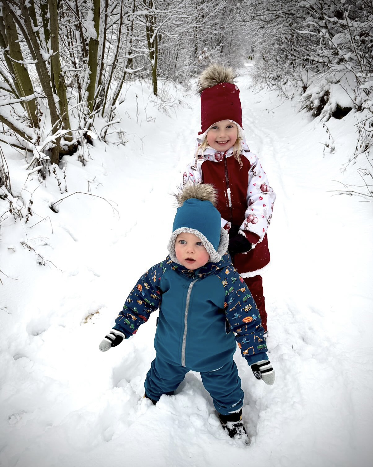 Rostoucí zimní softshellové soupravy