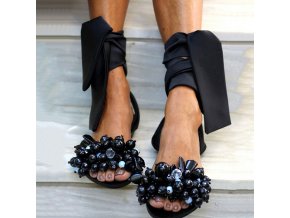 Luxusné sandálky s korálkami na zaväzovanie - 4 farby