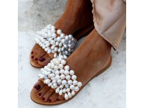 TIP - krásne letné šľapky zdobené perličkami - viac veľkostí