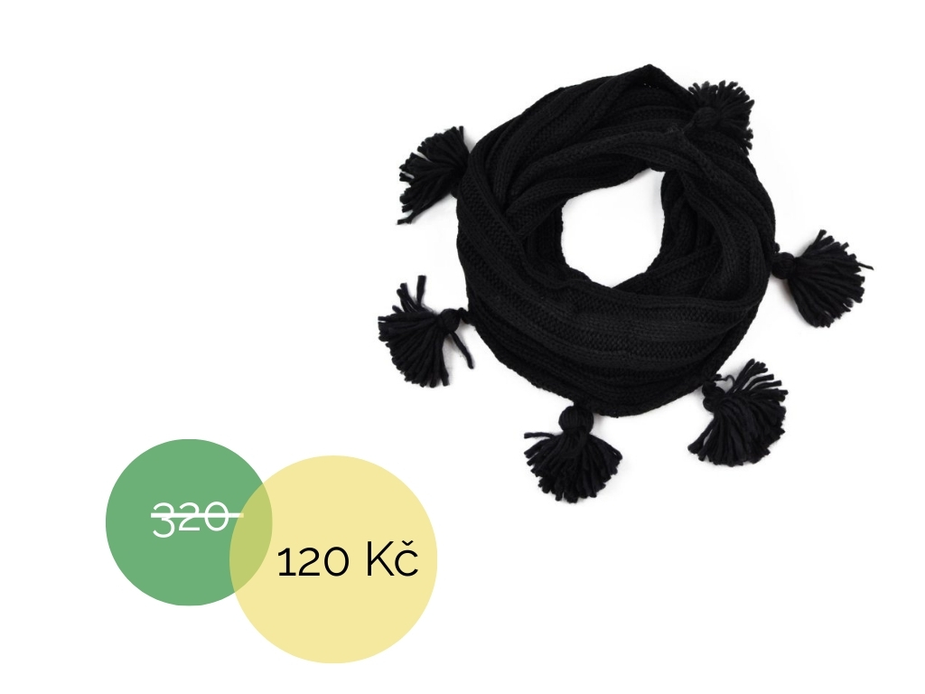 Komínová šála s třásněmi černá