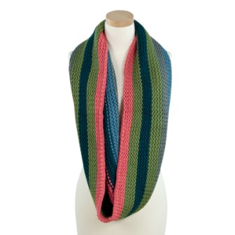 barevna-kominova-sala