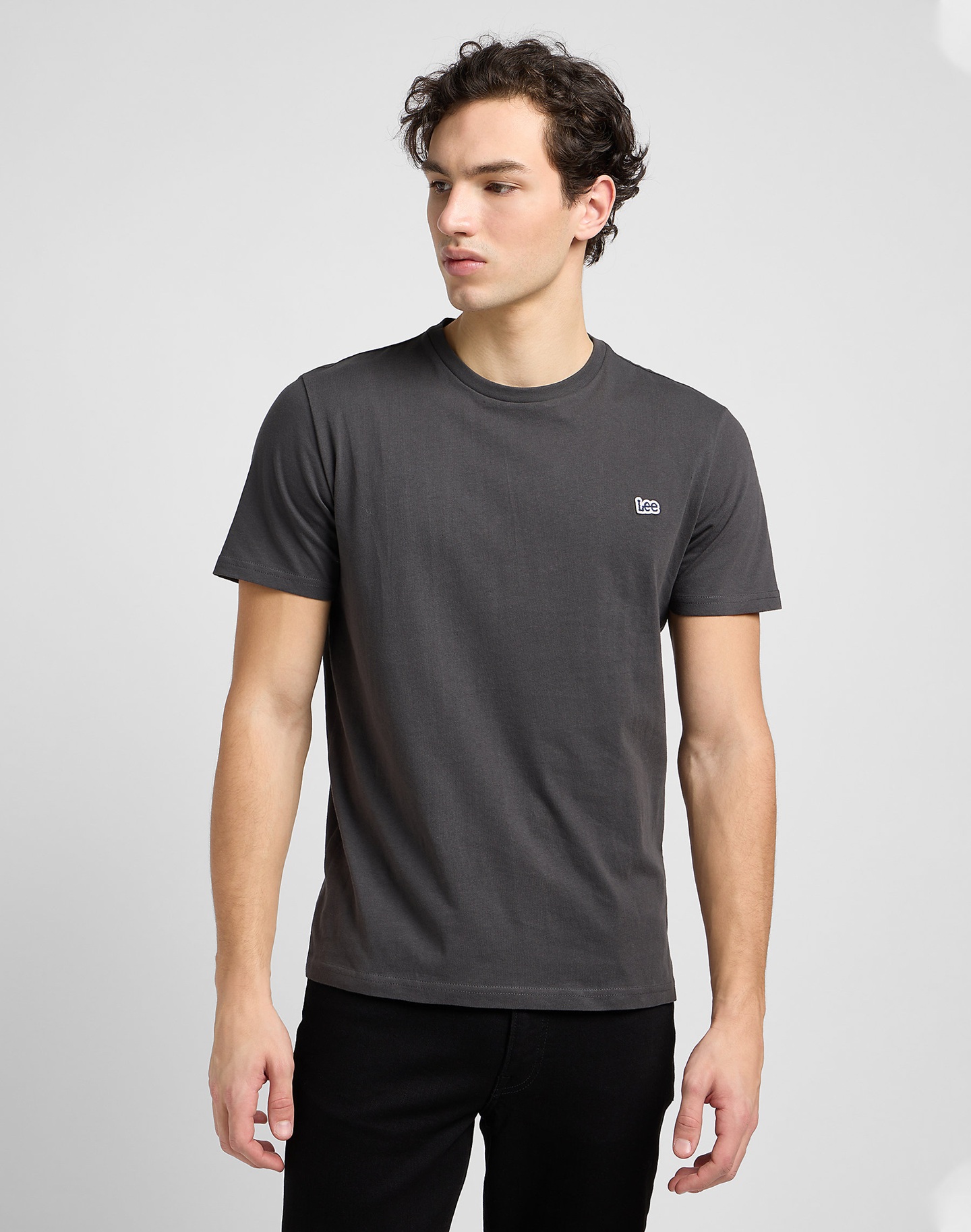 Pánské tričko LEE L60UFQON 112113584 SS PATCH LOGO TEE Washed Black Velikost: S
