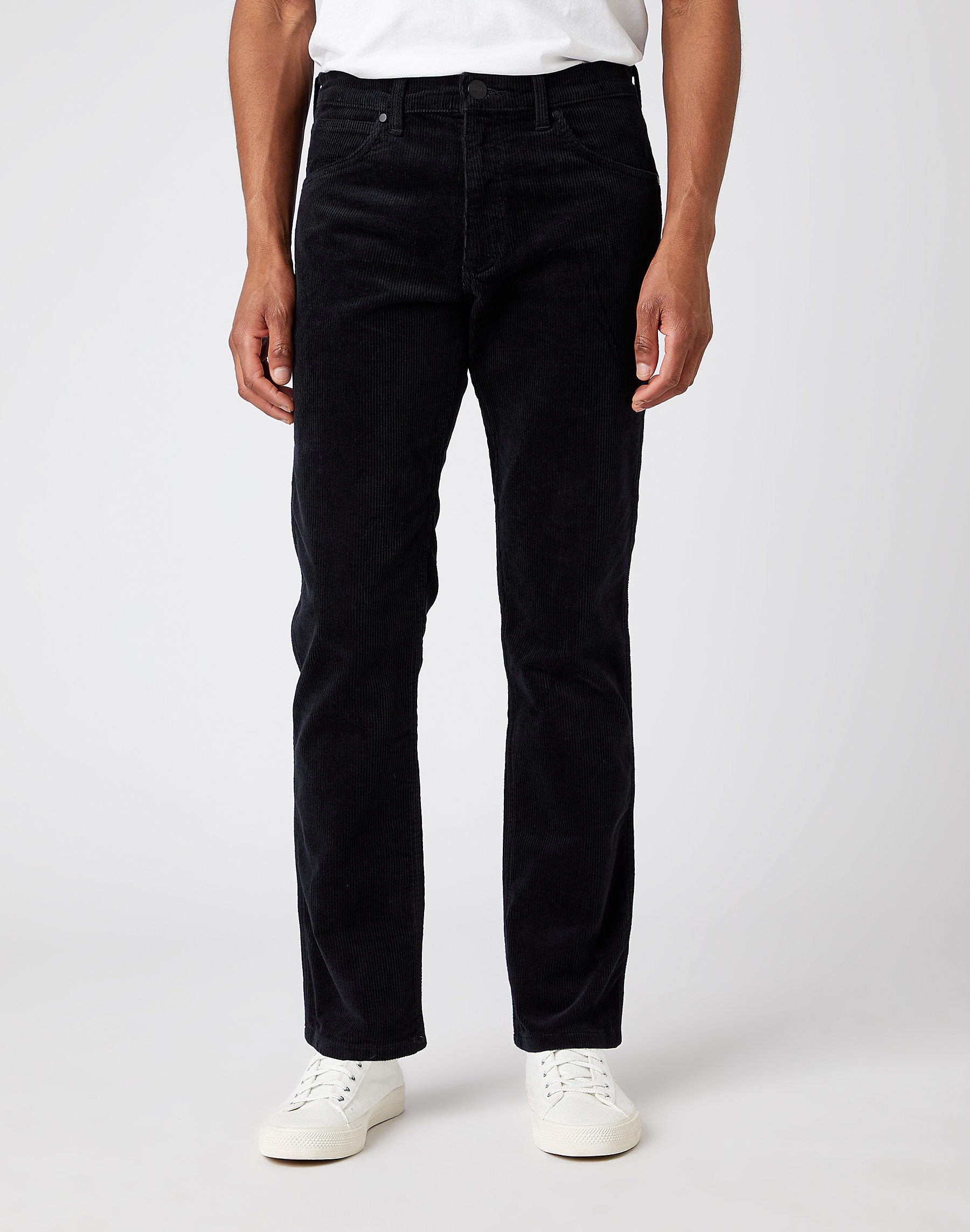 Pánské manšestrové kalhoty WRANGLER W15QA2100 GREENSBORO STRETCH Black Velikost Pas/Délka: 42/32