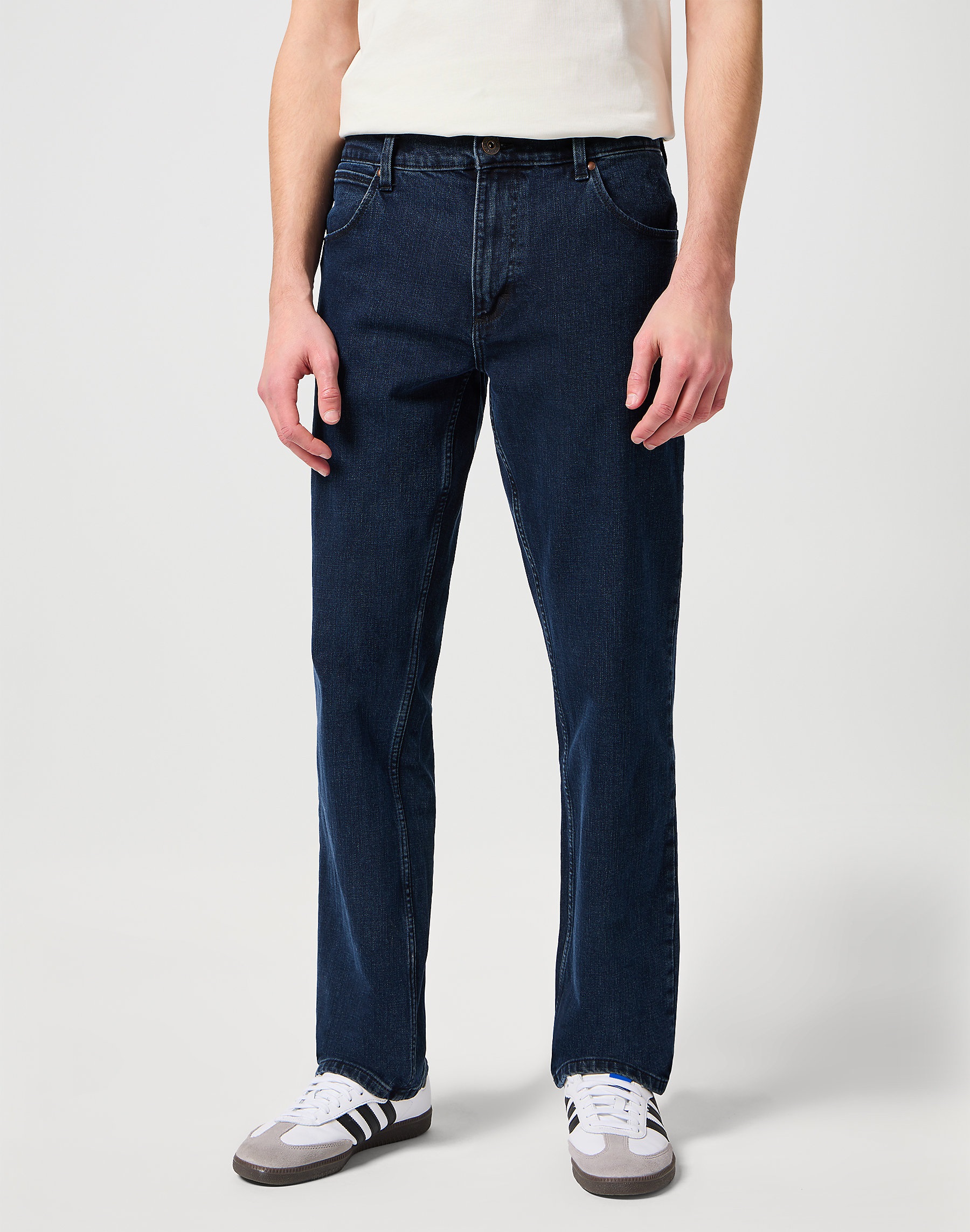 Pánské džíny WRANGLER W10TKF097 112126009 STRAIGHT Blue Black Velikost Pas/Délka: 42/34
