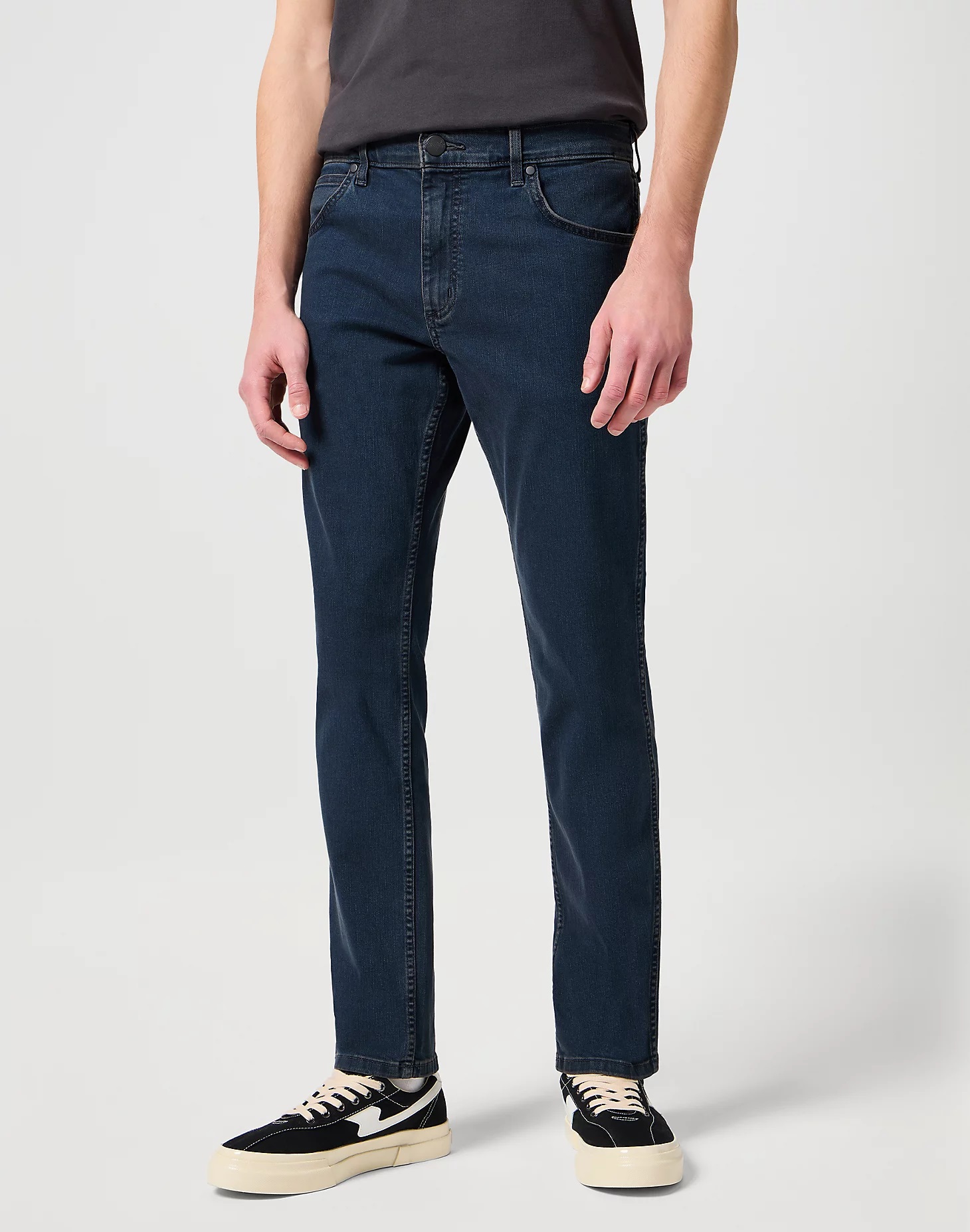 Pánské džíny WRANGLER W15QLT35X 112141197 GREENSBORO STRETCH Iron Blue Velikost Pas/Délka: 31/30