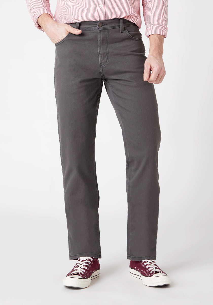 Pánské kalhoty WRANGLER W10IHH190 REGULAR FIT Dark Antracite Velikost Pas/Délka: 33/32