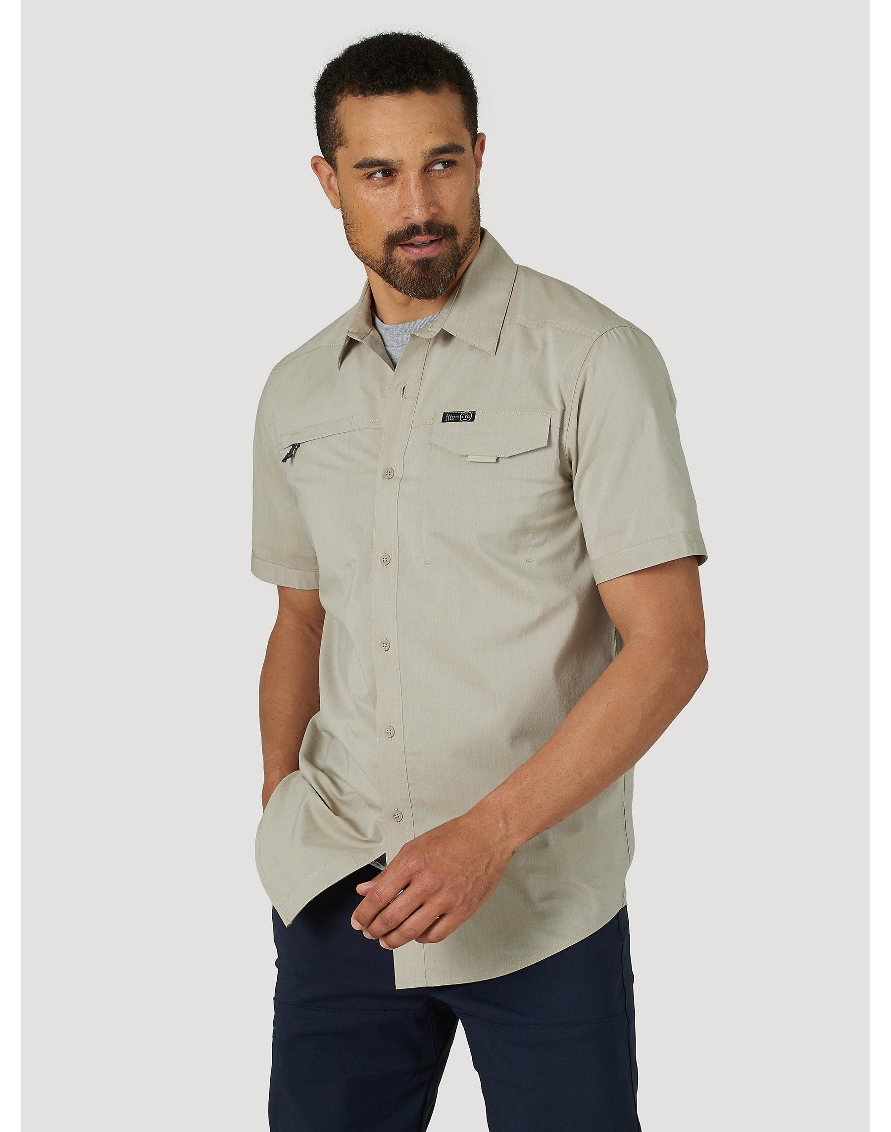 Pánská košile WRANGLER WA5F5TC15 SS ASYM ZIPPKT SHIRT Aluminum Velikost: M