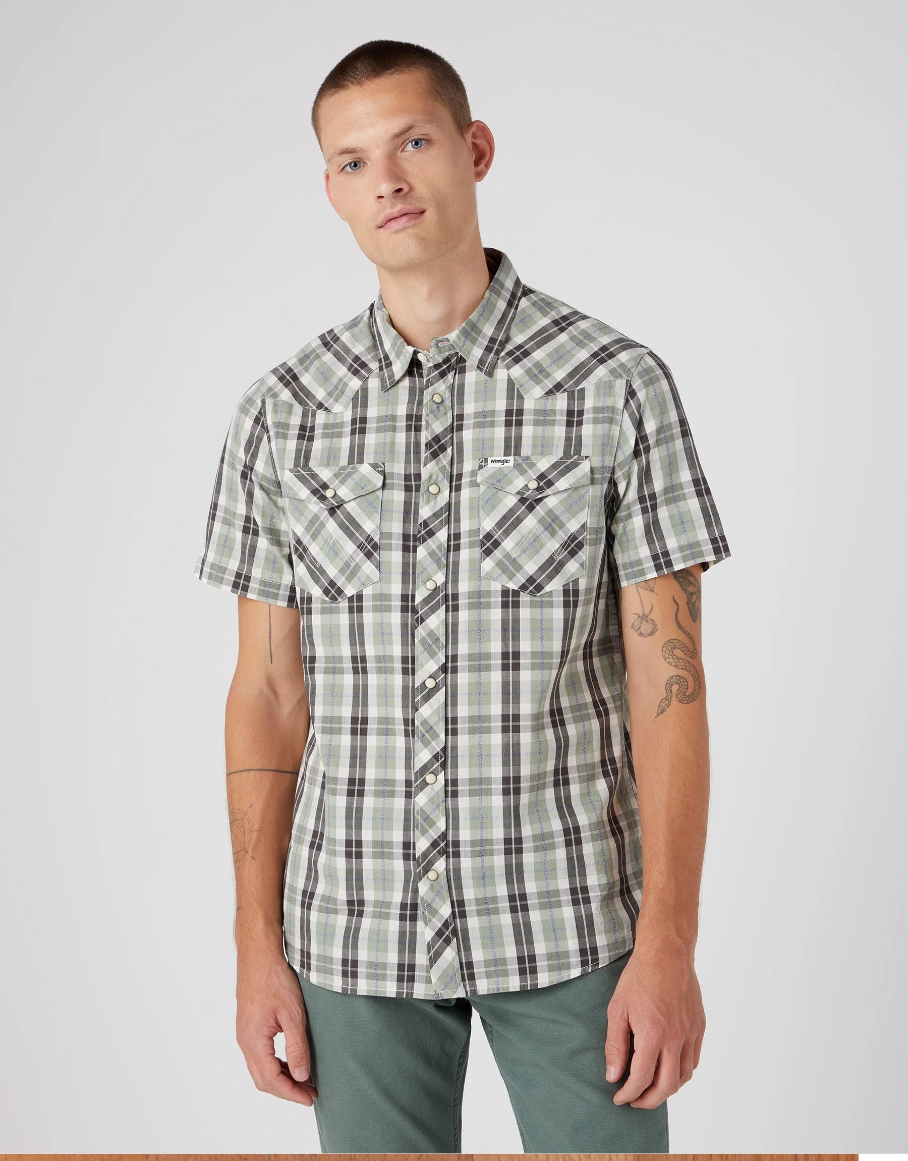 Pánská košile krátký rukáv WRANGLER W5H8T4100 SS WESTERN SHIRT Black Velikost: 4XL