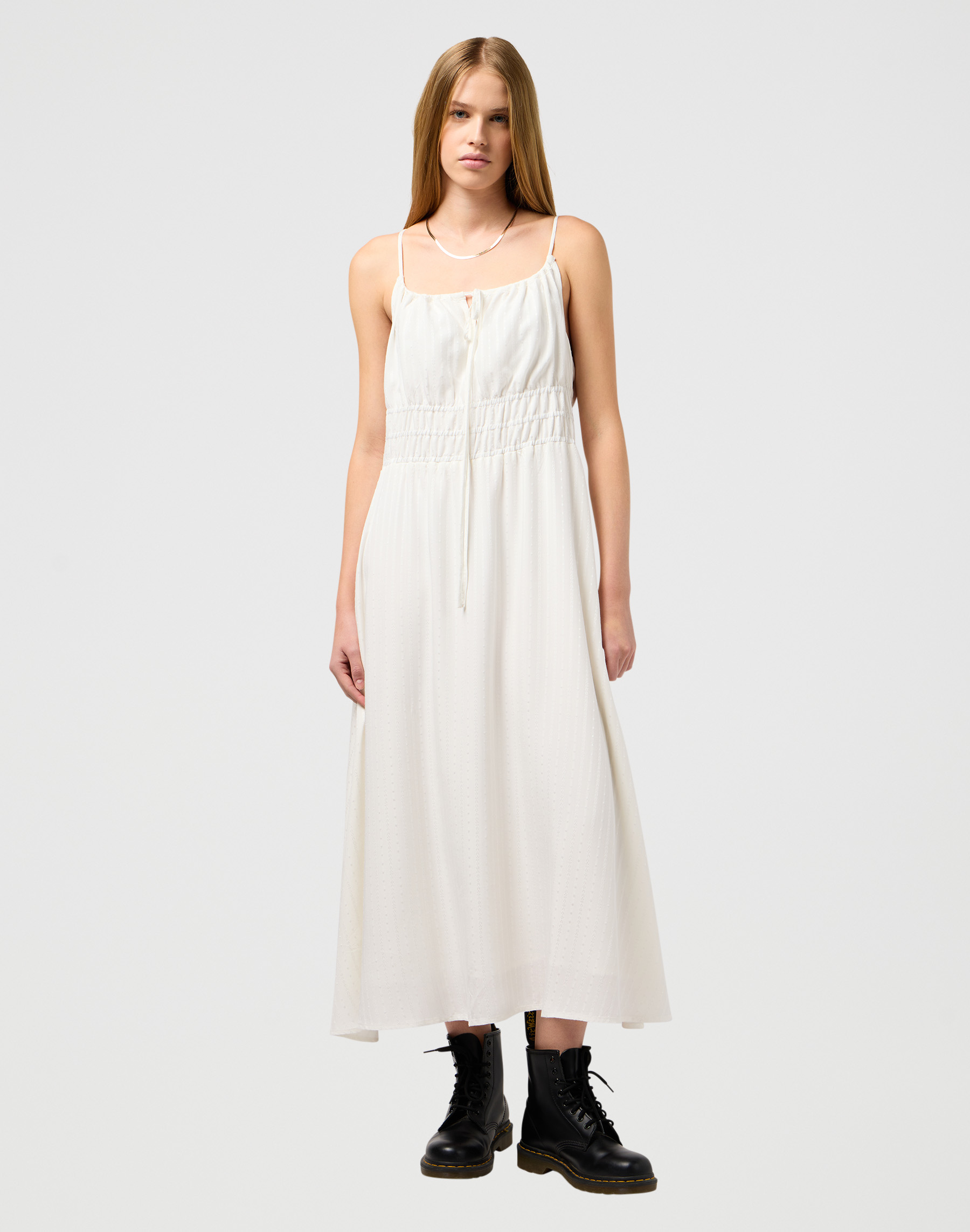 Šaty WRANGLER 112352290 SLIM SUMMER DRESS Vintage White Velikost: S
