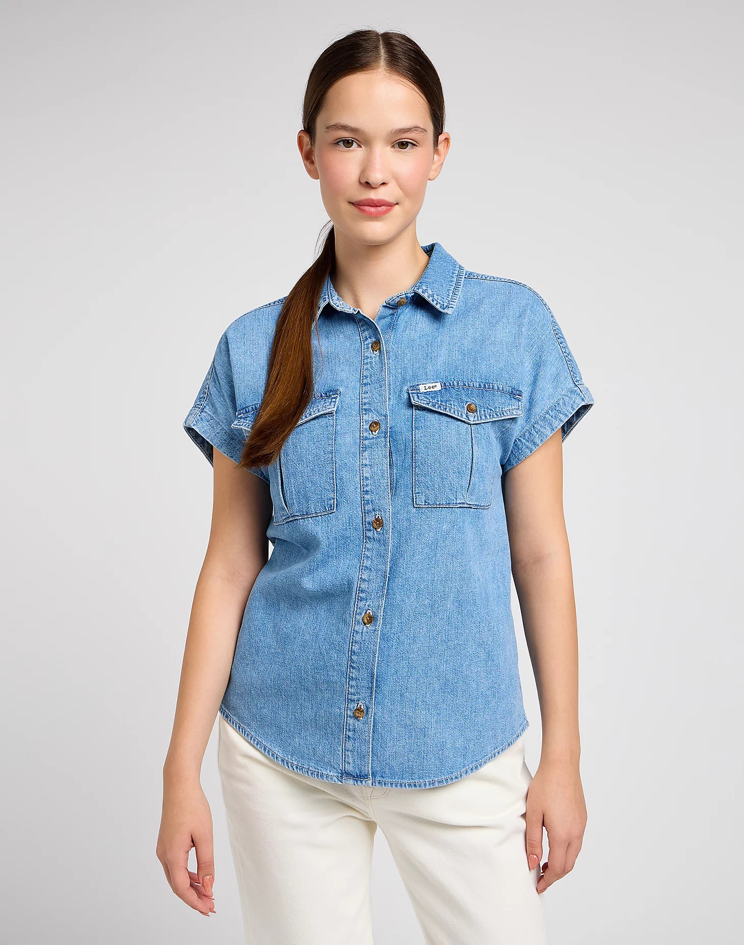 Dámská džínová košile krátký rukáv LEE 112350271 DRAPEY SHIRT Light Tides Velikost: L