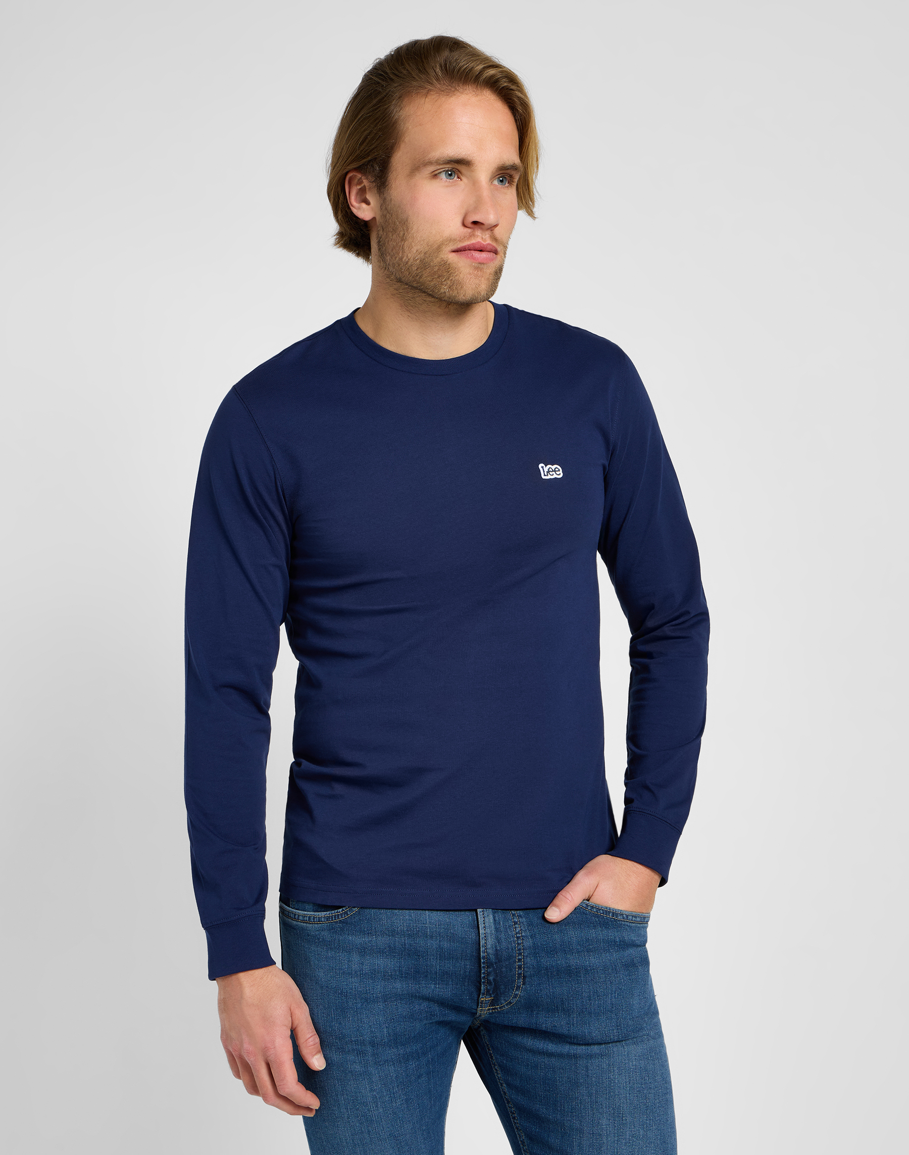 Pánské tričko dlouhý rukáv LEE 112355591 LS PATCH LOGO TEE True Navy Velikost: M