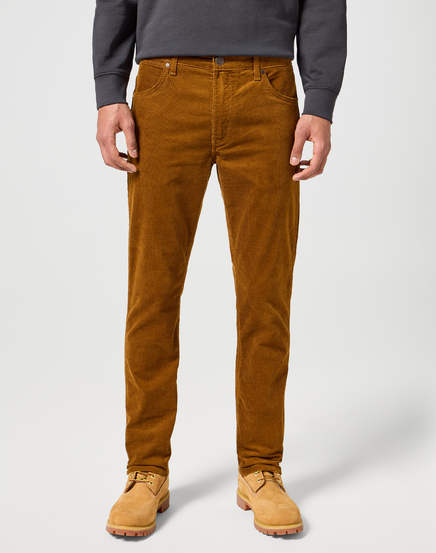 Pánské manšestrové kalhoty WRANGLER 112358055 GREENSBORO STRETCH Monks Robe Velikost Pas/Délka: 36/32