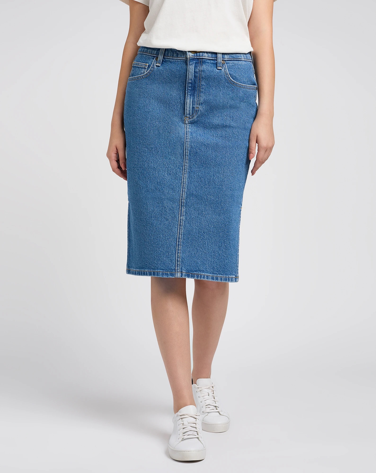 Džínová sukně WRANGLER 112351237 SKIRT Mid Daydream Velikost Pas: 29