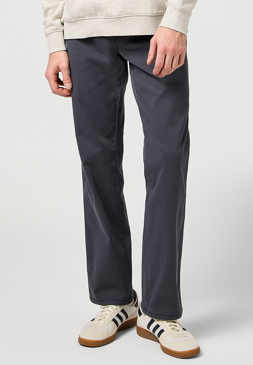 Pánské kalhoty WRANGLER 112362479 TEXAS Faded Black Velikost Pas/Délka: 33/32