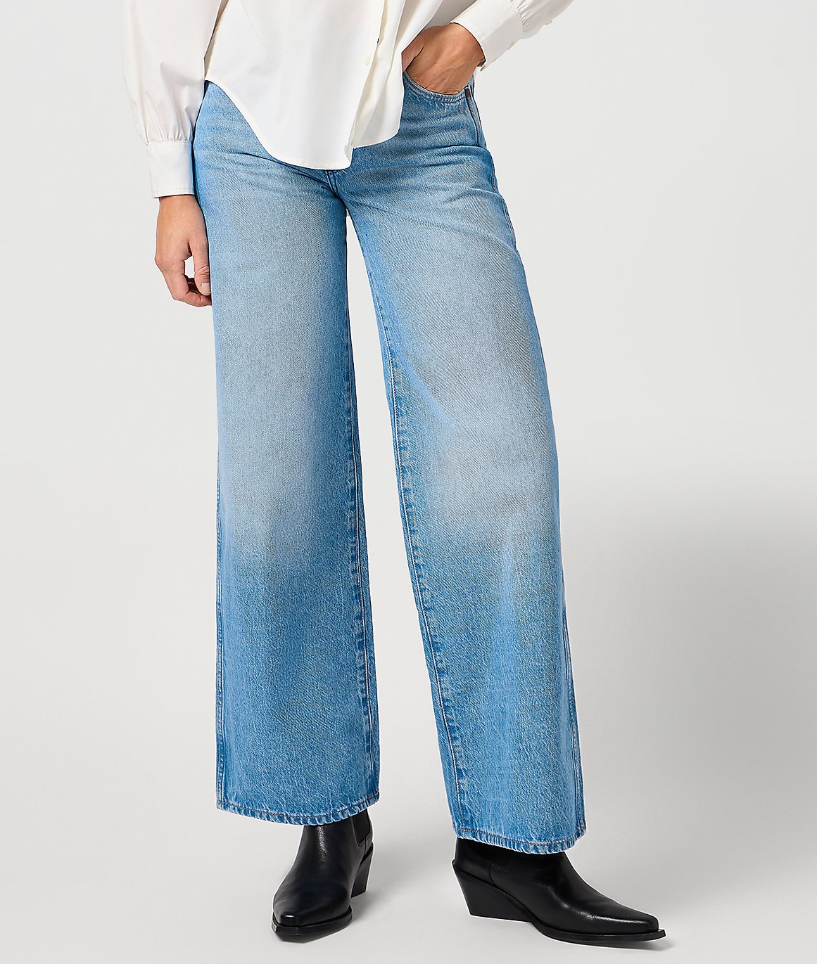 Dámské džíny WRANGLER 112363612 WORLD WIDE Rocky Wash Velikost Pas/Délka: 26/30