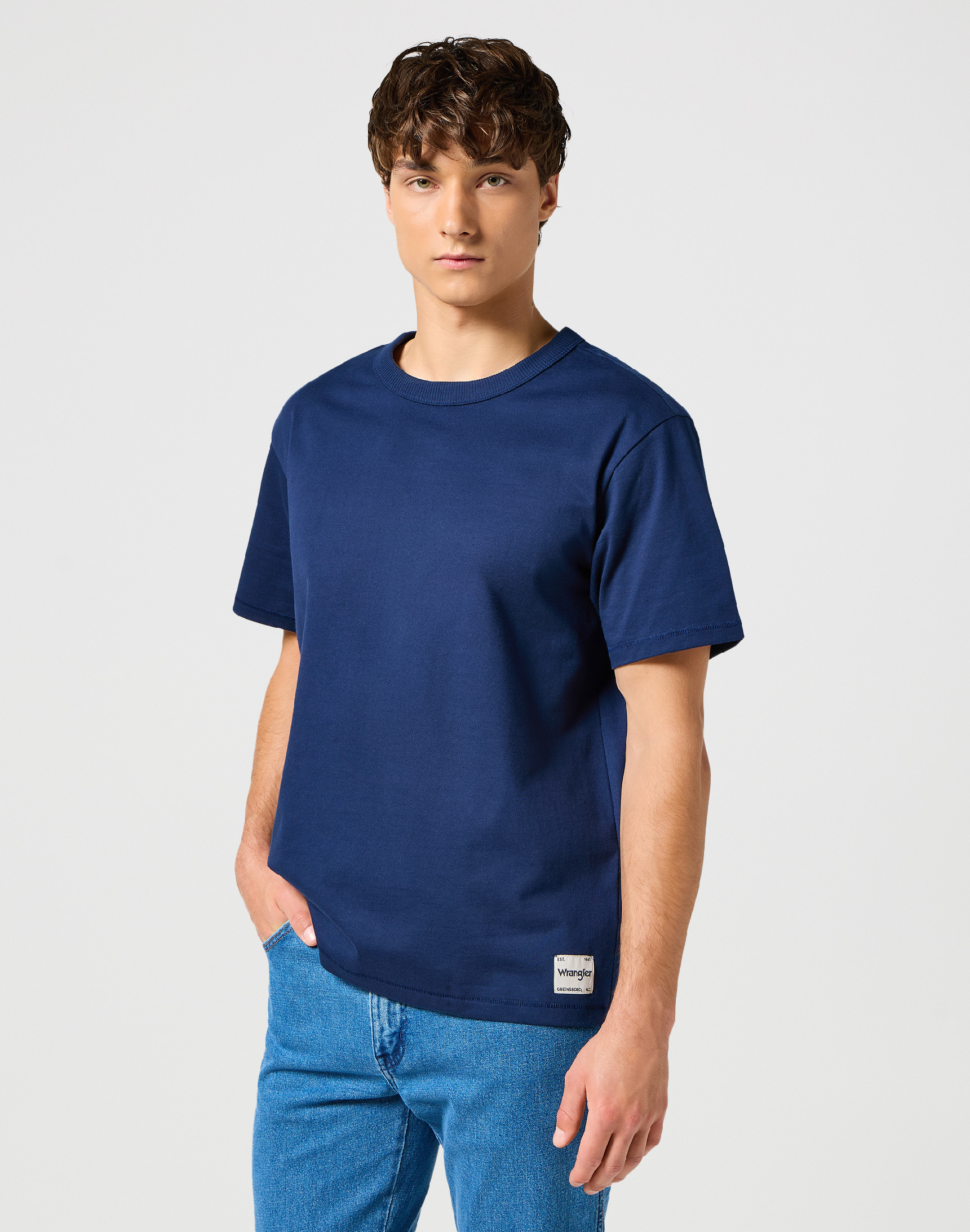 Pánské tričko WRANGLER 112357358 SS SOLID TEE Navy Velikost: S