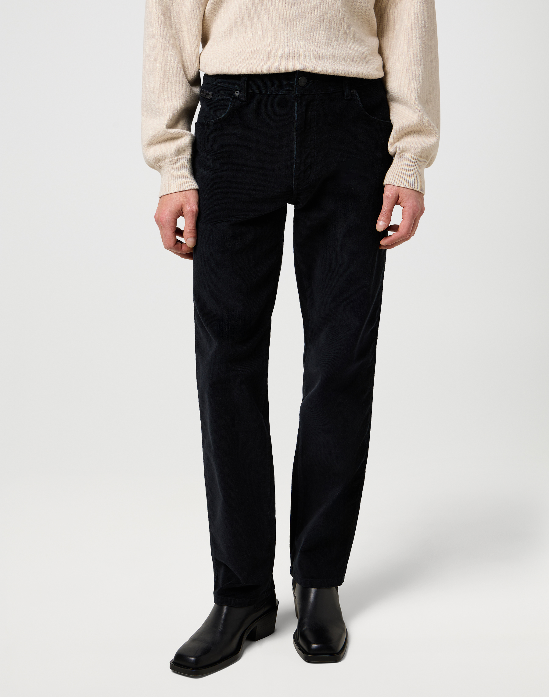 Pánské manšestrové kalhoty WRANGLER 112370852 TEXAS STRETCH Black Velikost Pas/Délka: 36/32