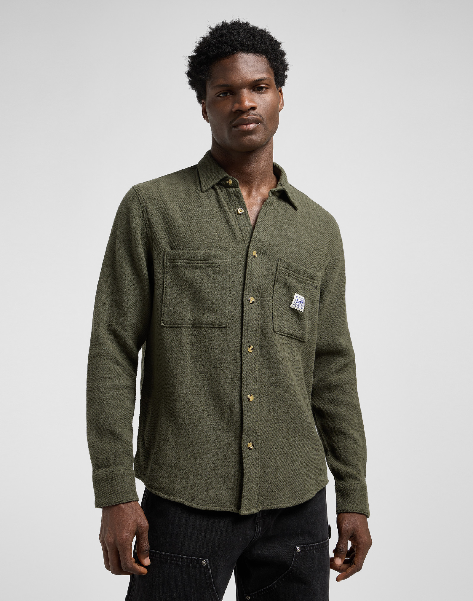 Pánská košile dlouhý rukáv LEE 112371301 WORKWEAR SHIRT 2.0 Oak Moss Velikost: S