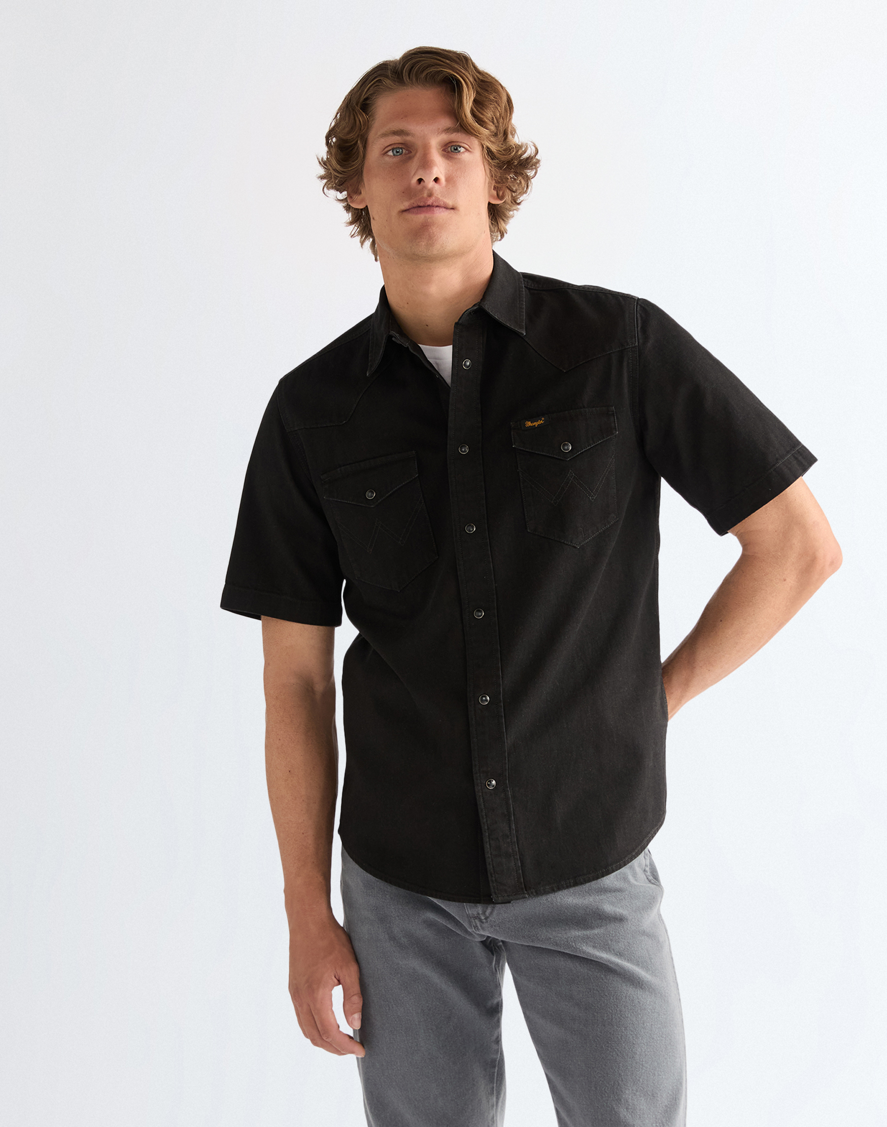 Pánská džínová košile krátký rukáv WRANGLER 112377968 SS WESTERN SHIRT Rinse Black Velikost: XXXL