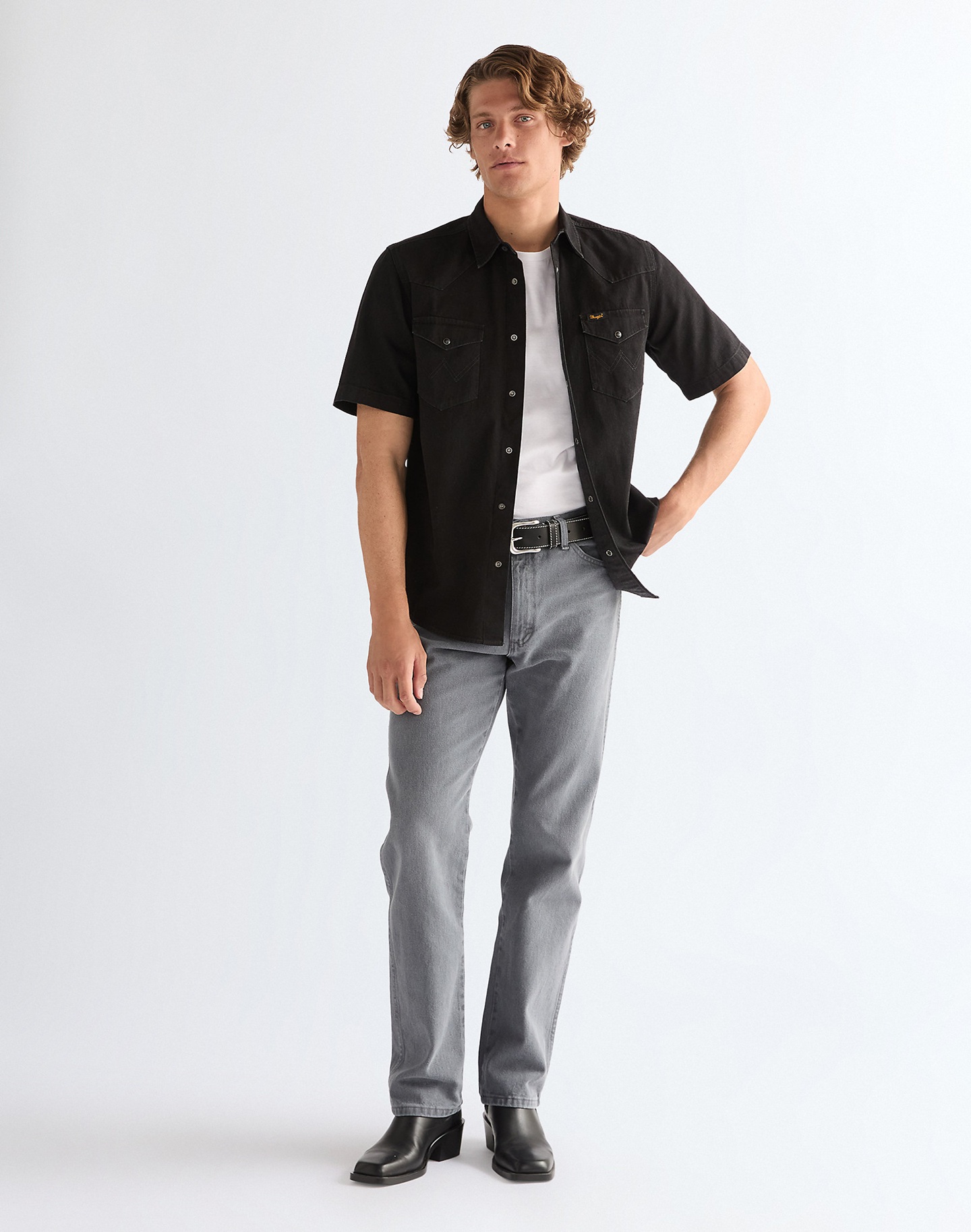 Pánská džínová košile krátký rukáv WRANGLER 112377968 SS WESTERN SHIRT Rinse Black Velikost: S