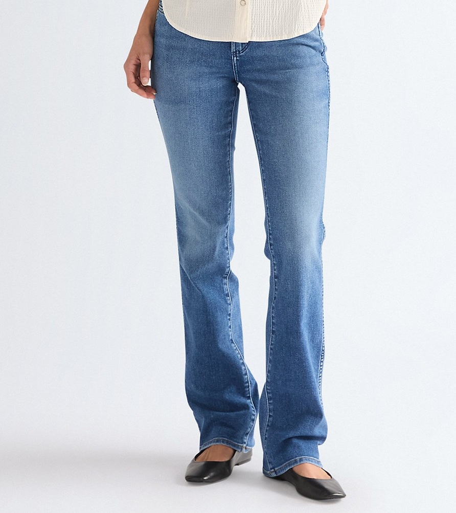 Dámské džíny WRANGLER 112378531 BOOTCUT Raven Velikost Pas/Délka: 30/34