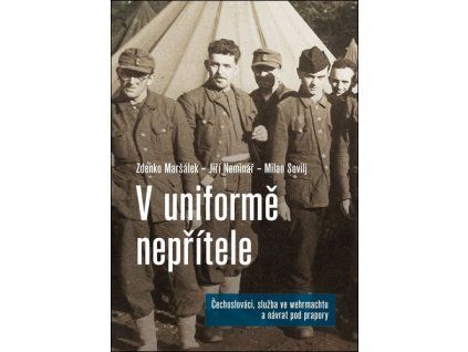 V uniformě nepřítele