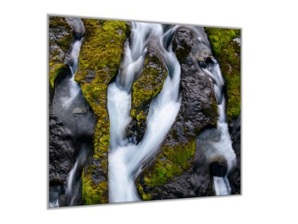 Sklo do kuchyně řeka tekoucí po skále (Rozměry skla do kuchyně 60 x 150 cm)