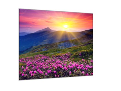 Obraz skleněný horská louka se západem slunce (Rozměry-čtverec 90 x 90 cm)