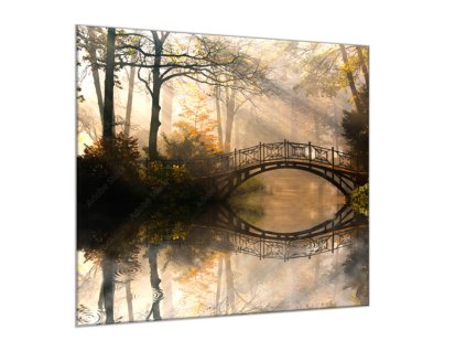 Obraz skleněný kovový most v parku nad hladinou (Rozměry-čtverec 90 x 90 cm)