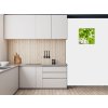 Nástěnné hodiny 30x30cm větev zelené listí buk (Materiál kalené sklo)