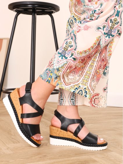 sandale cierne na platforme EK02BLACK 3