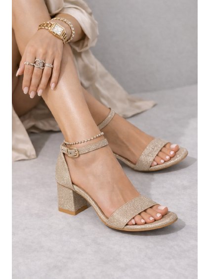 E9A0FF3A 4115 4189 A32C 215432E41746