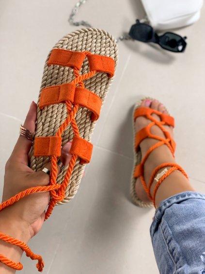 Semišové oranžové šnúrovacie sandále na platforme OM5353-4