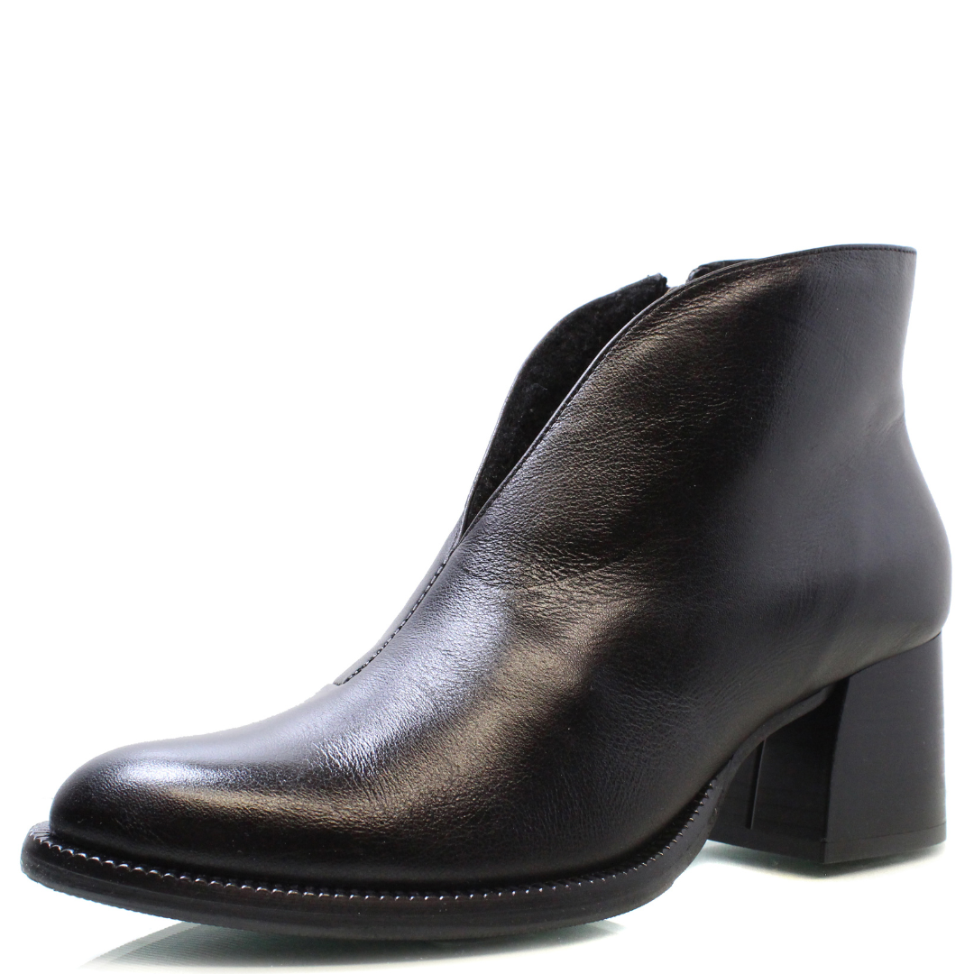 DÁMSKÉ KOTNÍKOVÉ BOTY ACORD 3523 900 ČERNÁ Barva: Černá