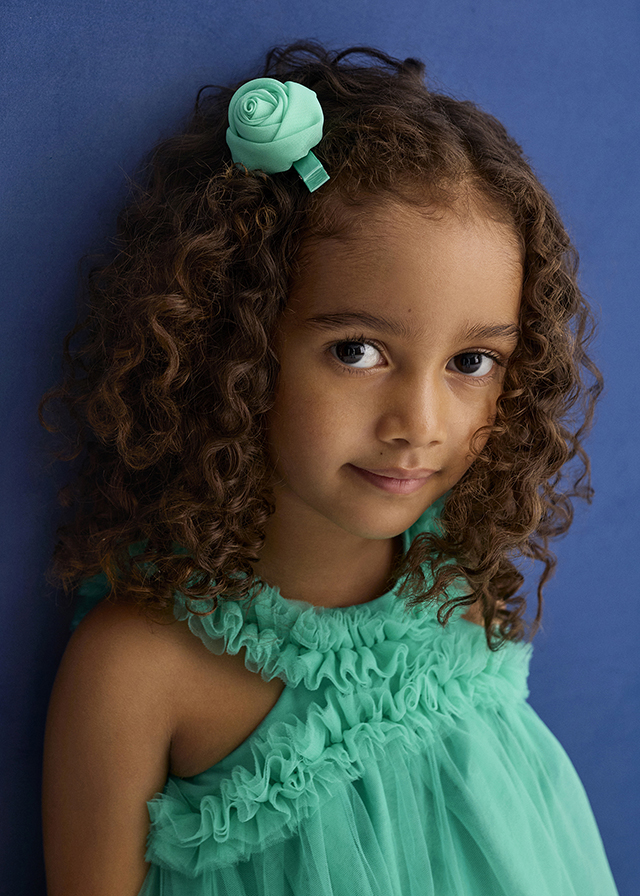 Neutral colors kidswear