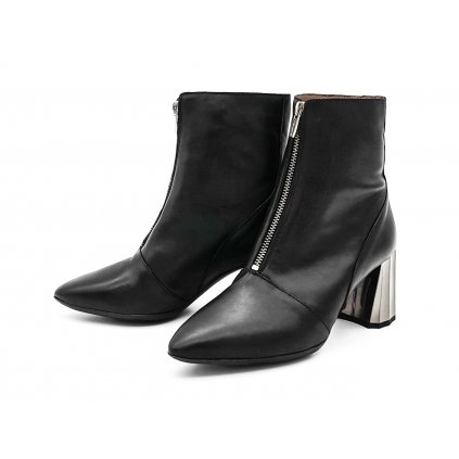 9735 WONDERS (Barva negro, Velikost 36)