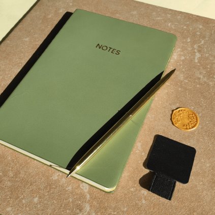 DÁRKOVÁ SADA NOTES + PROPISKA + POUTKO Zelená