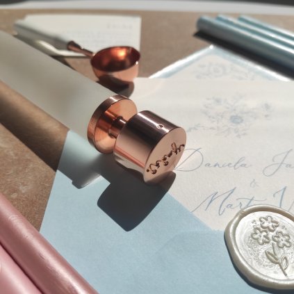 Signature ROSEGOLD & MATNÉ SKLO