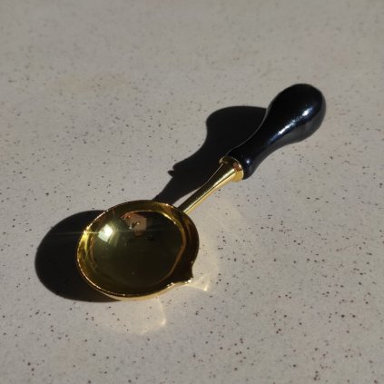VELKÁ GOLD & ČERNÁ LŽÍCE